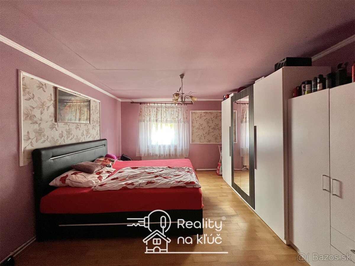 Na predaj dva rodinné domy nachádzajúce sa na jednom pozemku - 14