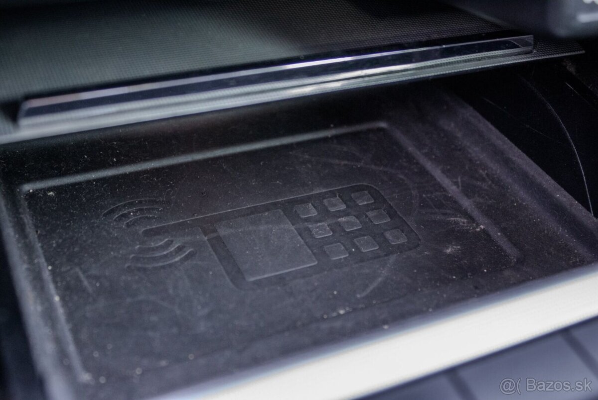 Škoda Octavia Combi 2.0 TDI Business DSG - 14