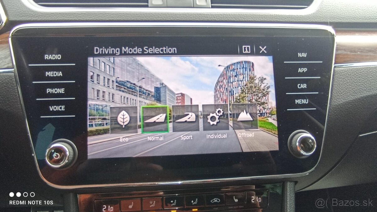 ŠKODA SUPERB SCOUT COMBI 2,0 TDI DSG 4x4 - 14