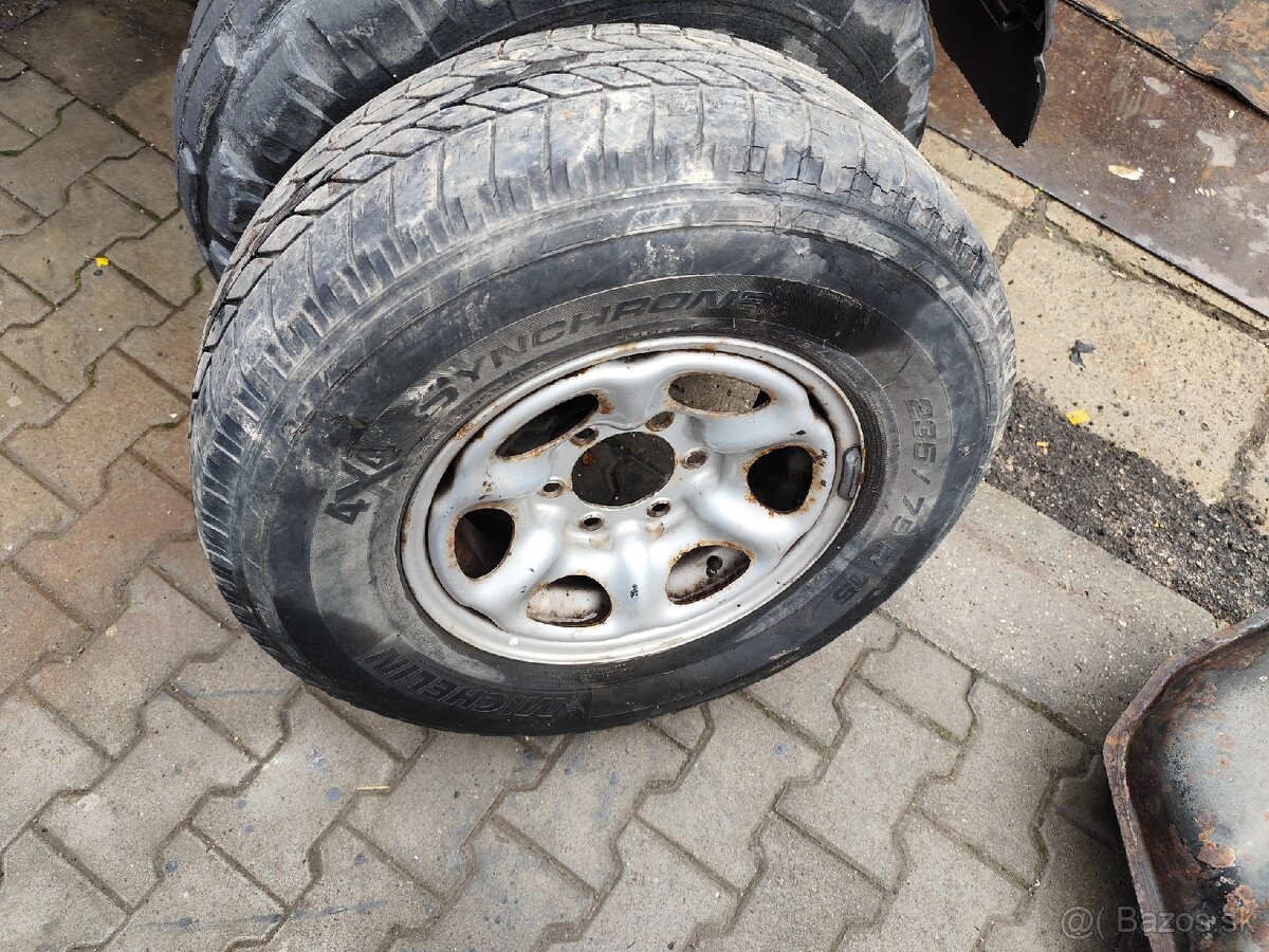 Náhradné diely Nissan Terrano 2,7 - 14