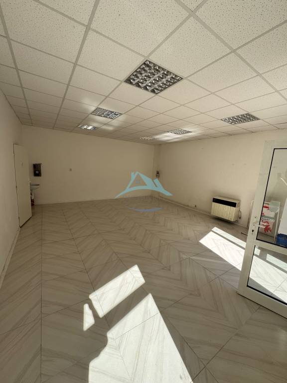 Obchodné priestory na predaj centrum mesta Šahy - 14