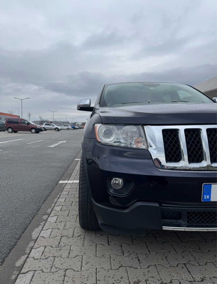 Jeep Grand Cherokee 5.7 HEMI - 14