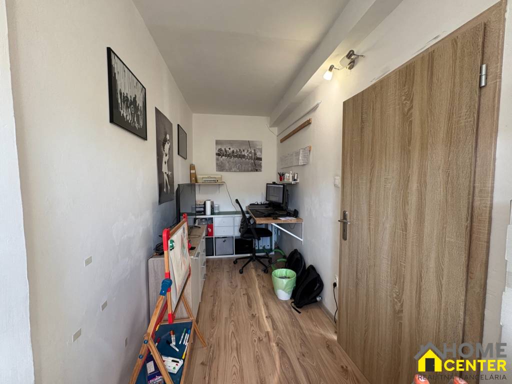 NA PREDAJ zrekonštruovaný 3,5-izbový byt pri centre mesta K - 14