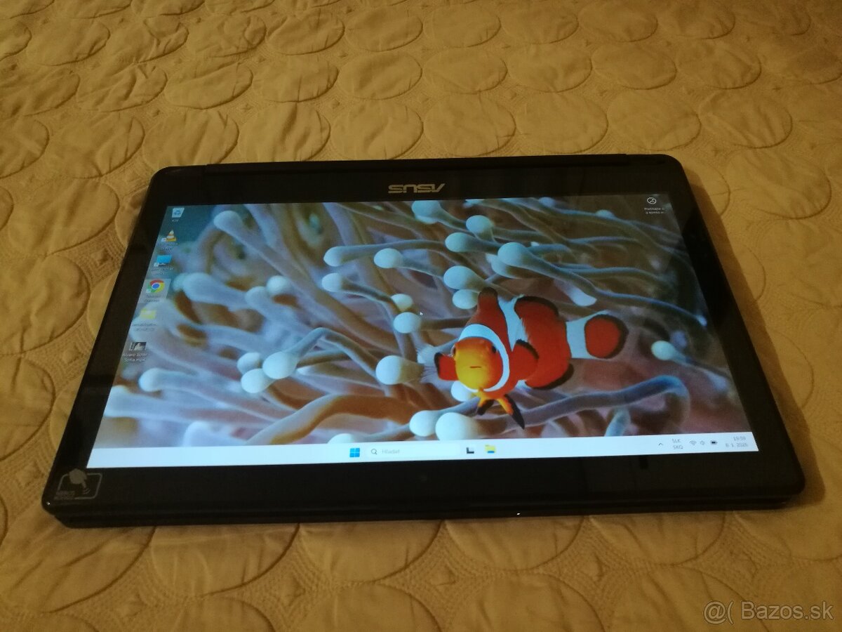 Asus. (2-v-1) konvertibilný notebook s dotykovým displejom. - 14