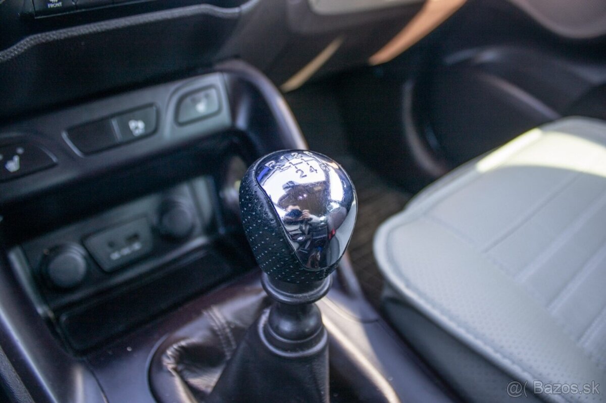 Hyundai ix35 2.0 CRDi VGT Style 4x4 - 14