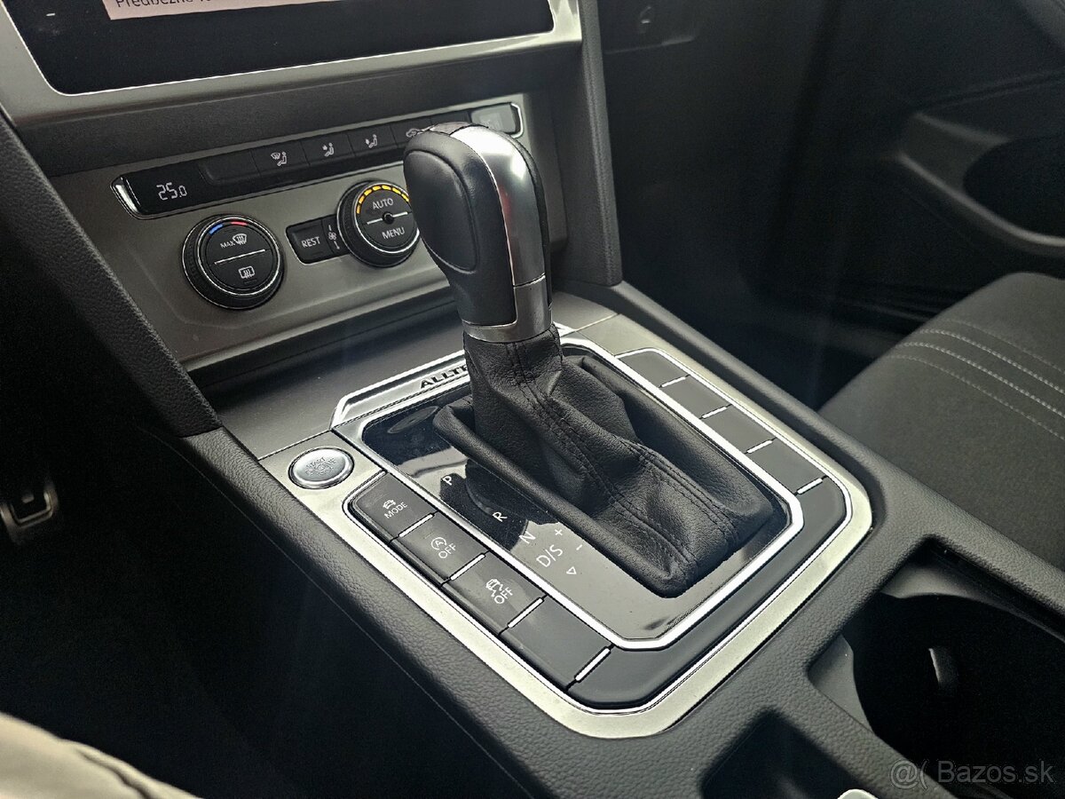 Volkswagen Passat Alltrack 2.0 TDI 4MOTION DSG - 14