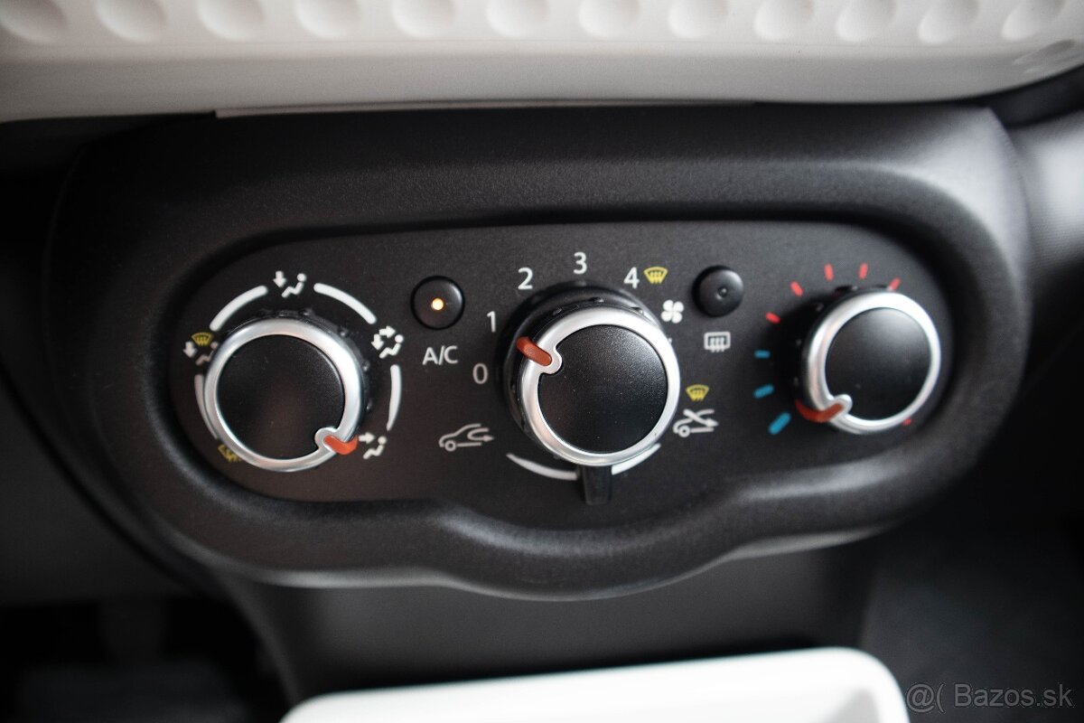 Renault Twingo SCe ZNÍŽENÁ CENA - 14