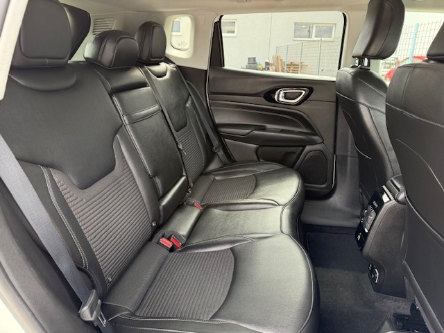 Jeep Compass 1.3 Turbo PHEV Limited, 2021 rok - 14