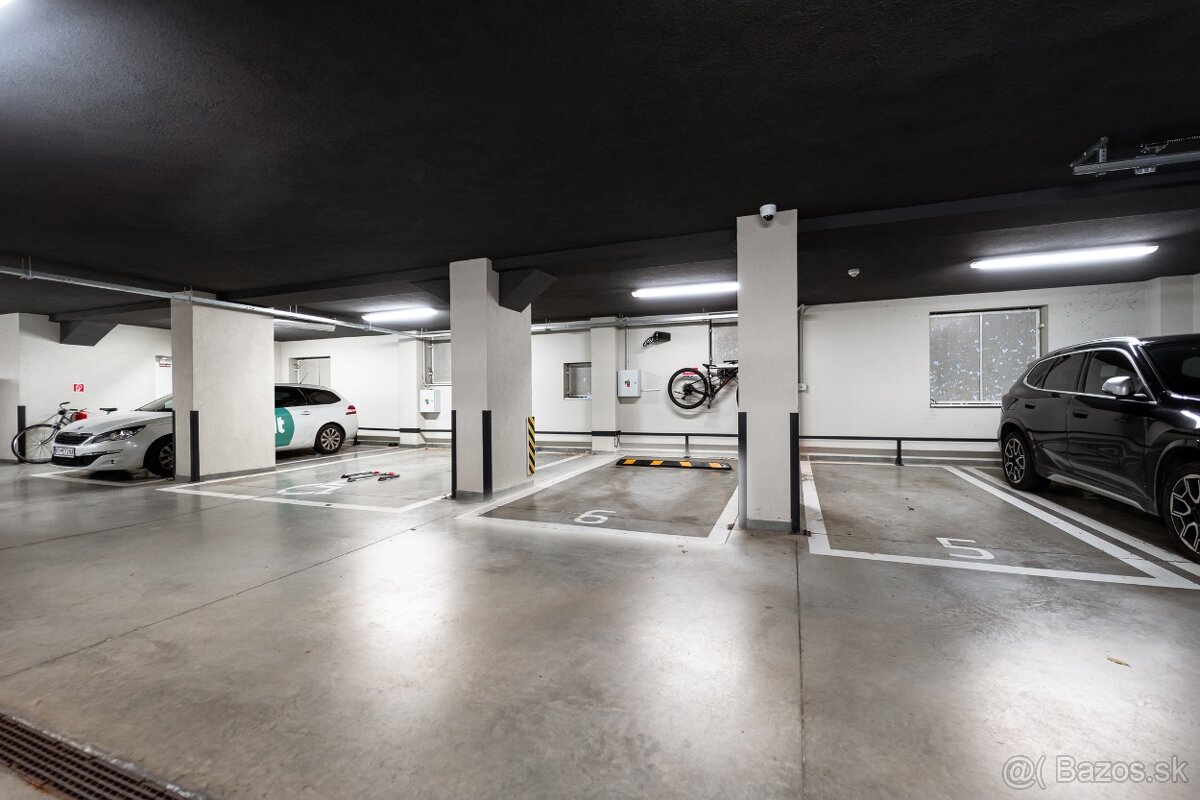 3i byt, ul. Strážovská 10 - NOVÁ TERASA, 79m2, terasa 25m2, - 14