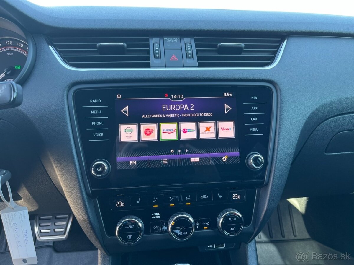 Škoda Octavia Combi 2.0 TDI RS DSG - 14