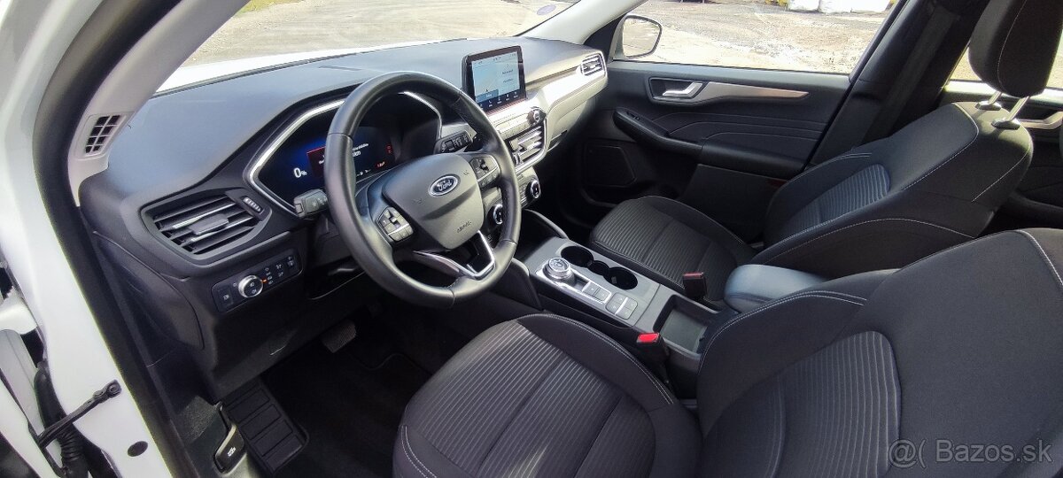 Ford Kuga 2.5 Duratec PHEV 225k Titanium X CVT2023 - 14