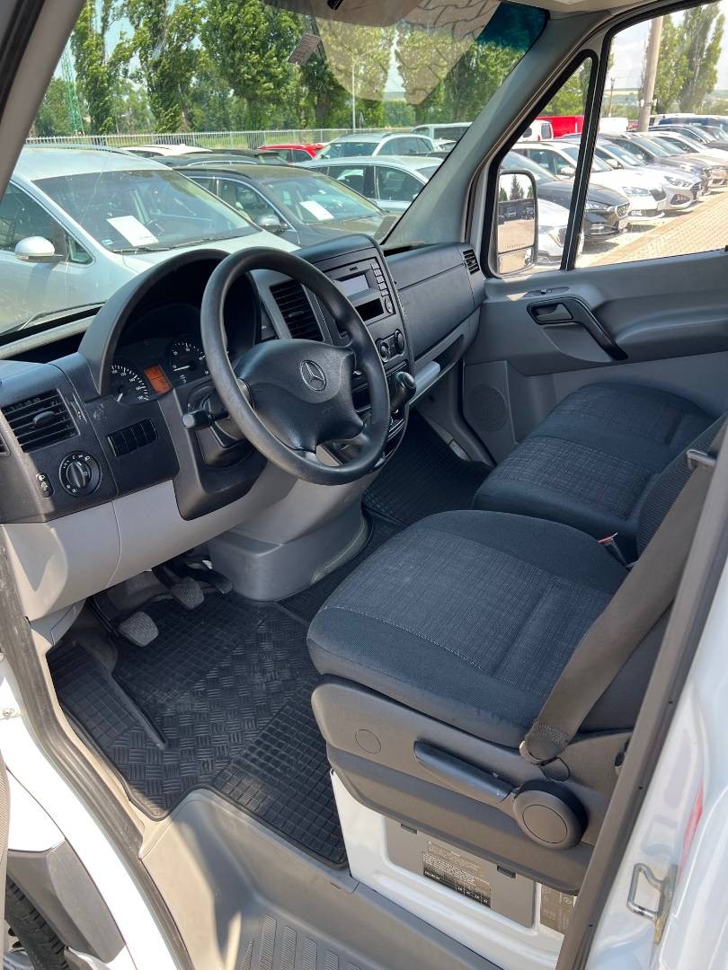 Mercedes-Benz Sprinter 313 CDI 2.2 95kw M6 6 - miestne - 14