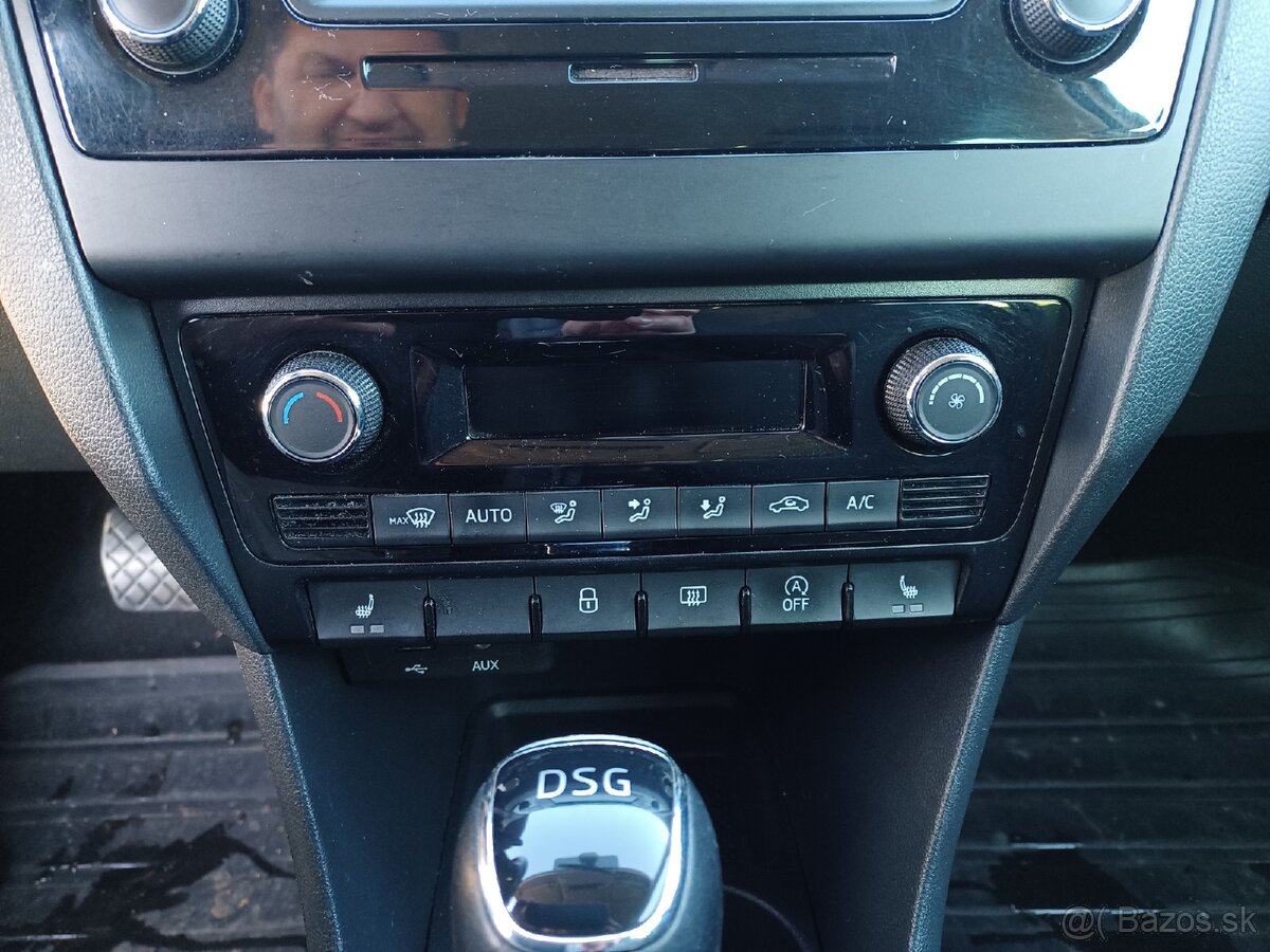 Skoda rapid 1.4 tsi DSG 92 kw REZERVOVANE - 14