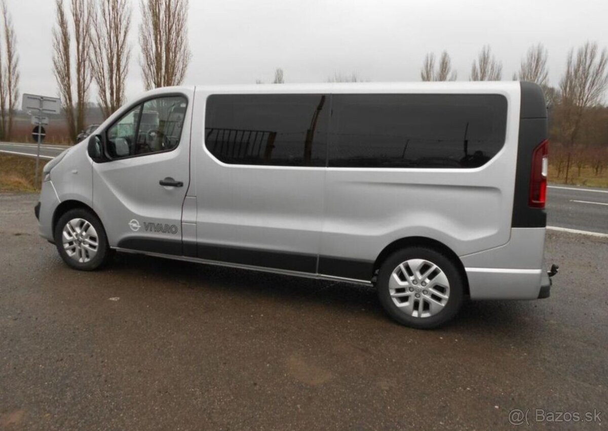 Opel Vivaro 1,6 92 kW 9 Míst Serviska nafta - 14