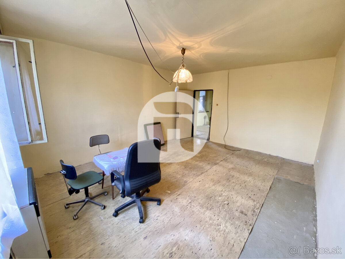 Nová cena - Predaj 4 izbový rodinný dom s pozemkom 2906 m2 v - 14