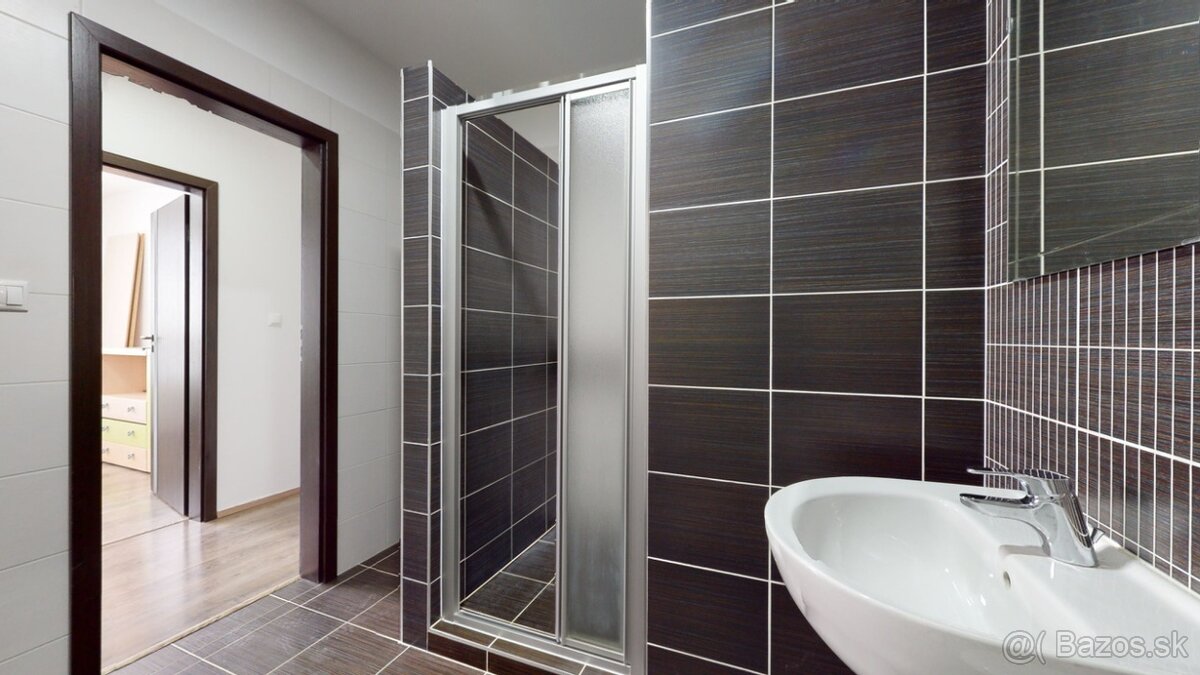 3i. byt 82m, 1x GP, rezidencia KOLÍSKY, ul. Ota Holúska, ZB - 14