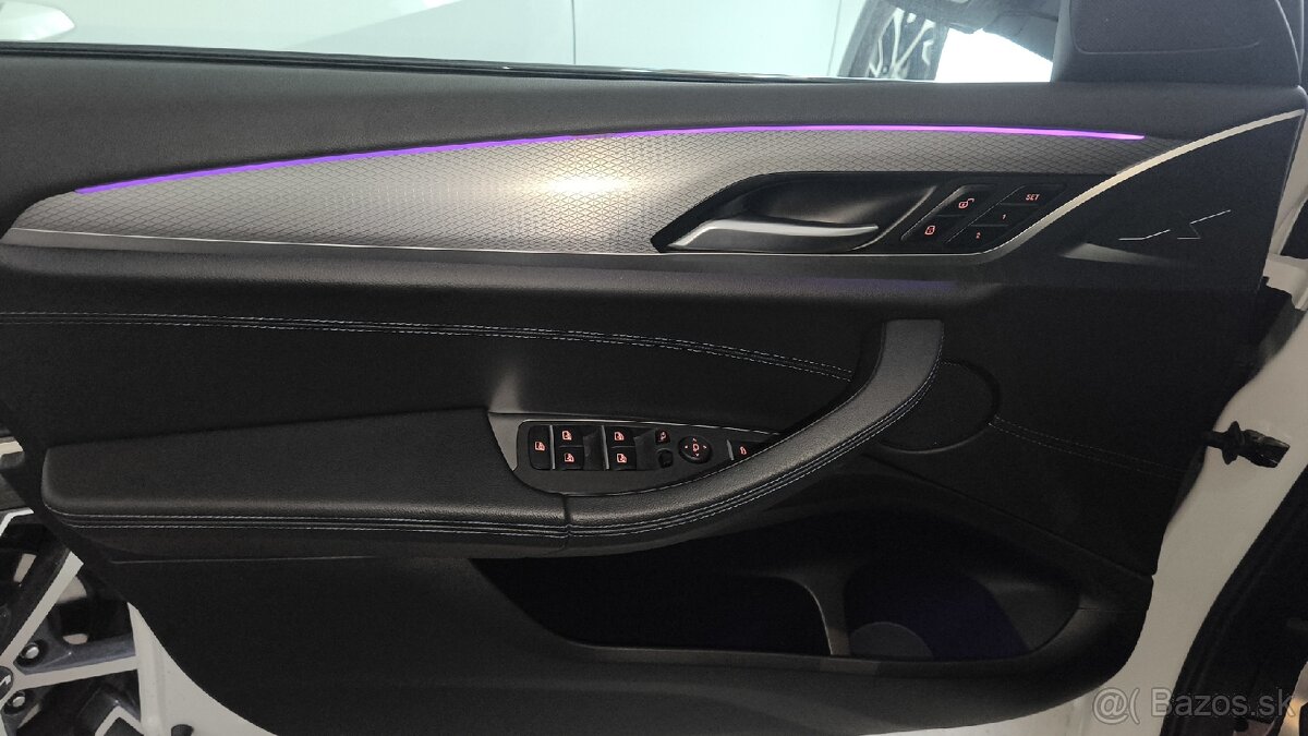 BMW X4 XDrive20i A/T - 14