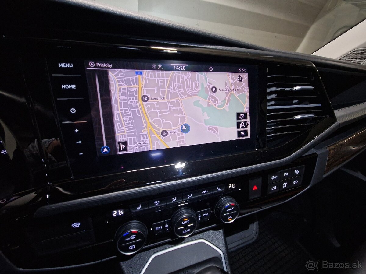 VW Multivan 2,0 4MOTION 150kW Automat HIGHLINE Virtual Koža - 14