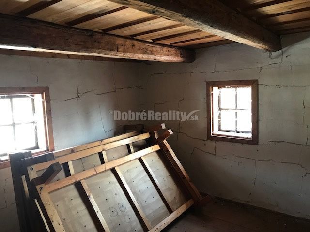 PREDAJ POSLEDNÁ pôvodná banícka drevenica 216m2, Kremnické - 14
