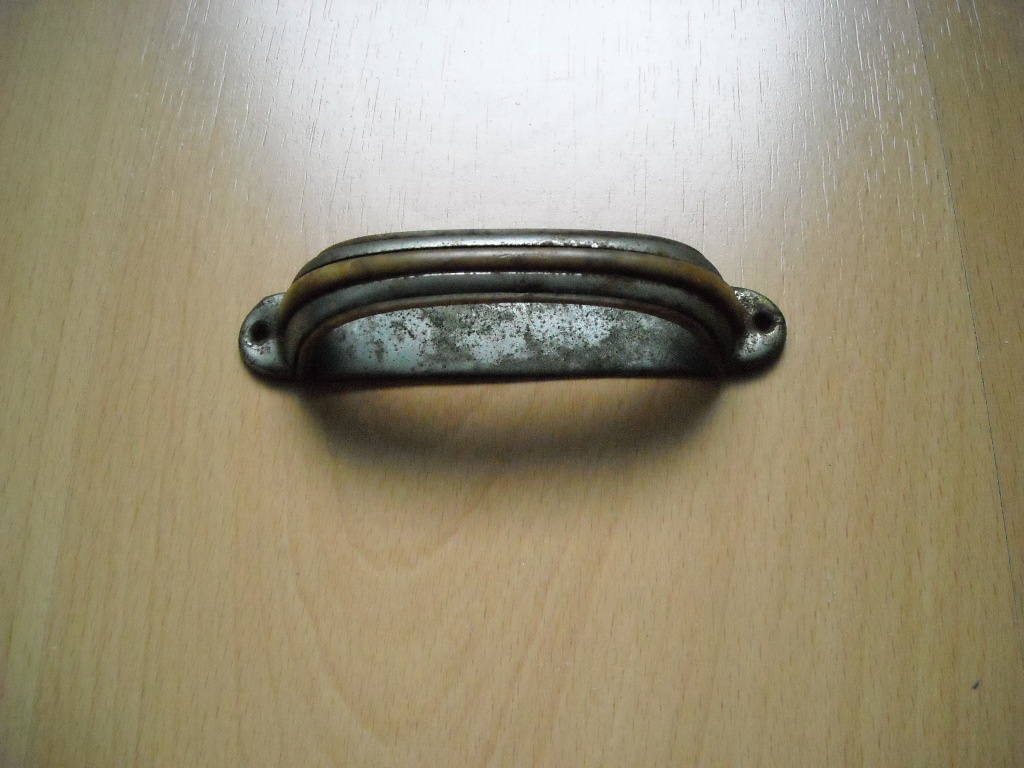 Kovania,úchytky catalin a iné - 14