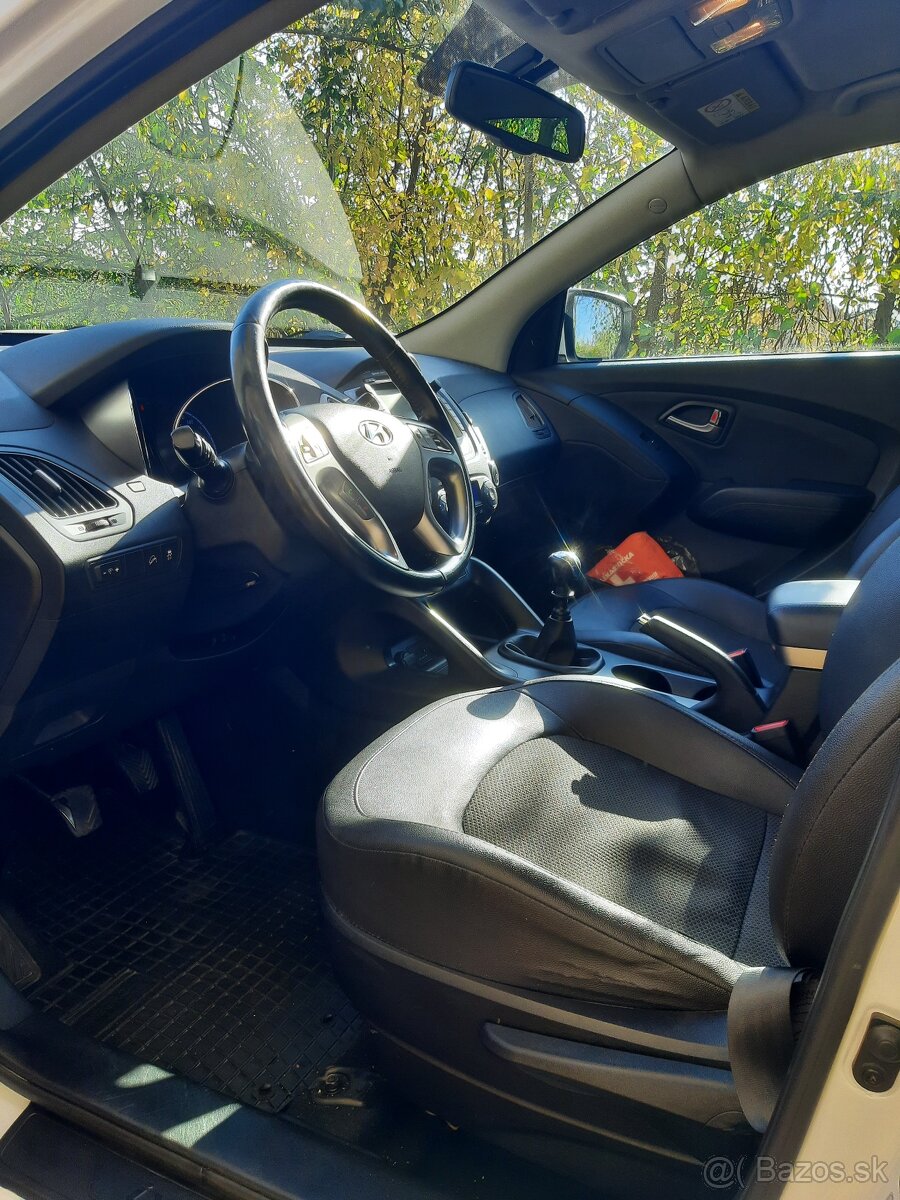 Ix35 (Tuscon II. Generácie) - 14