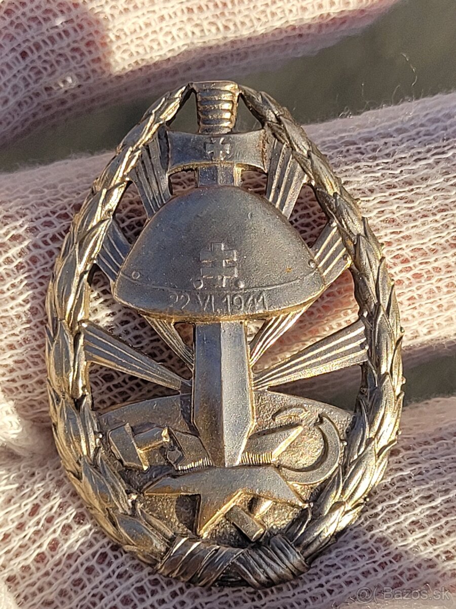 Odznak.vyznamenanie..tz. - 14