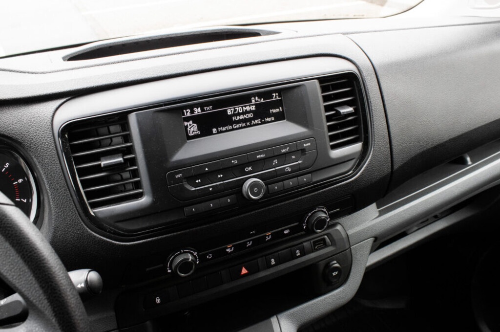 Toyota Proace 2.0 D-4D, 106kW (2022) - 14