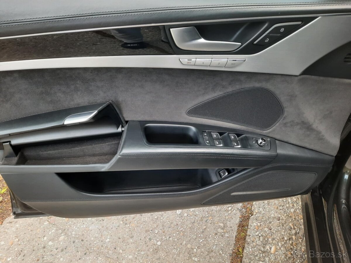 PREDÁM AUDI A8 LONG V8 QUATTRO 385PS R.V.12/2024 - 14