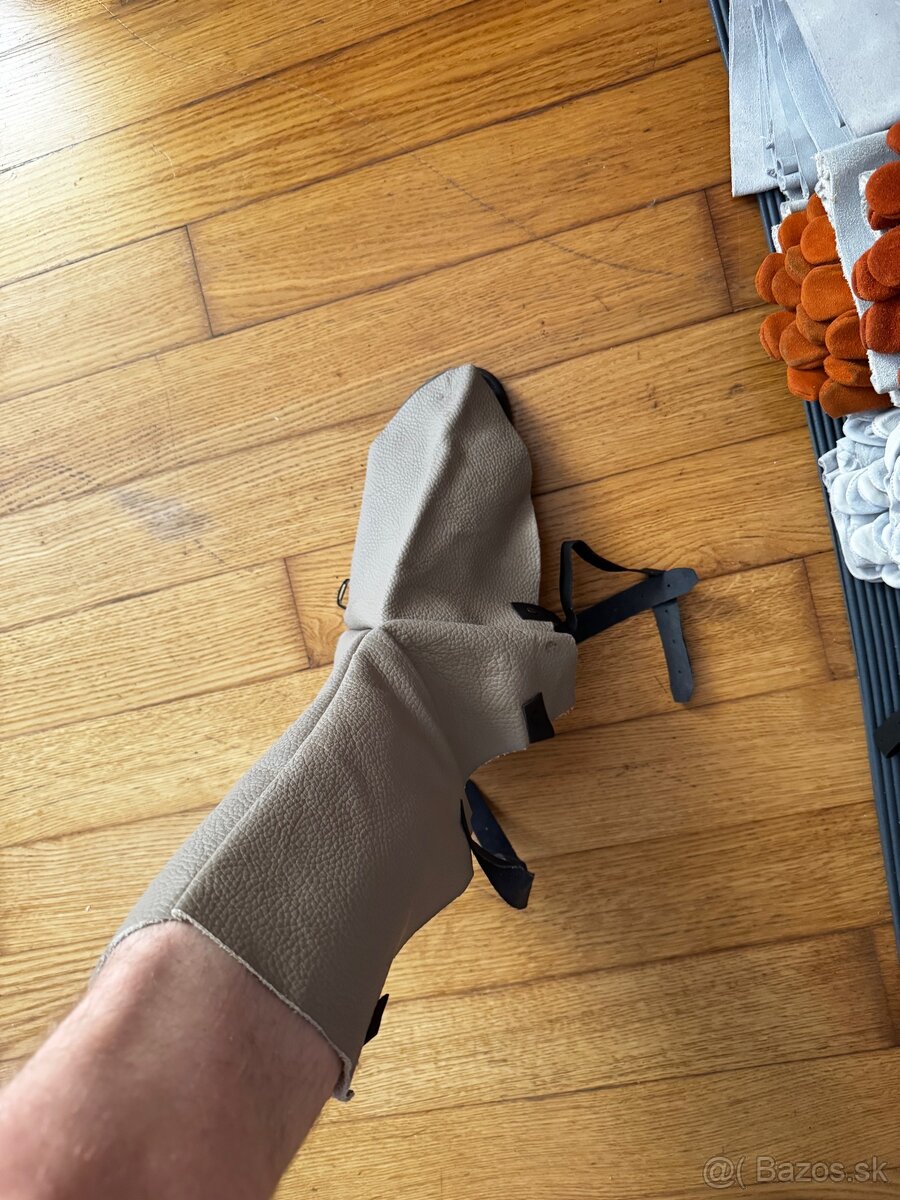 Rukavice pre zváračov, mechanikov a ostatných - 14