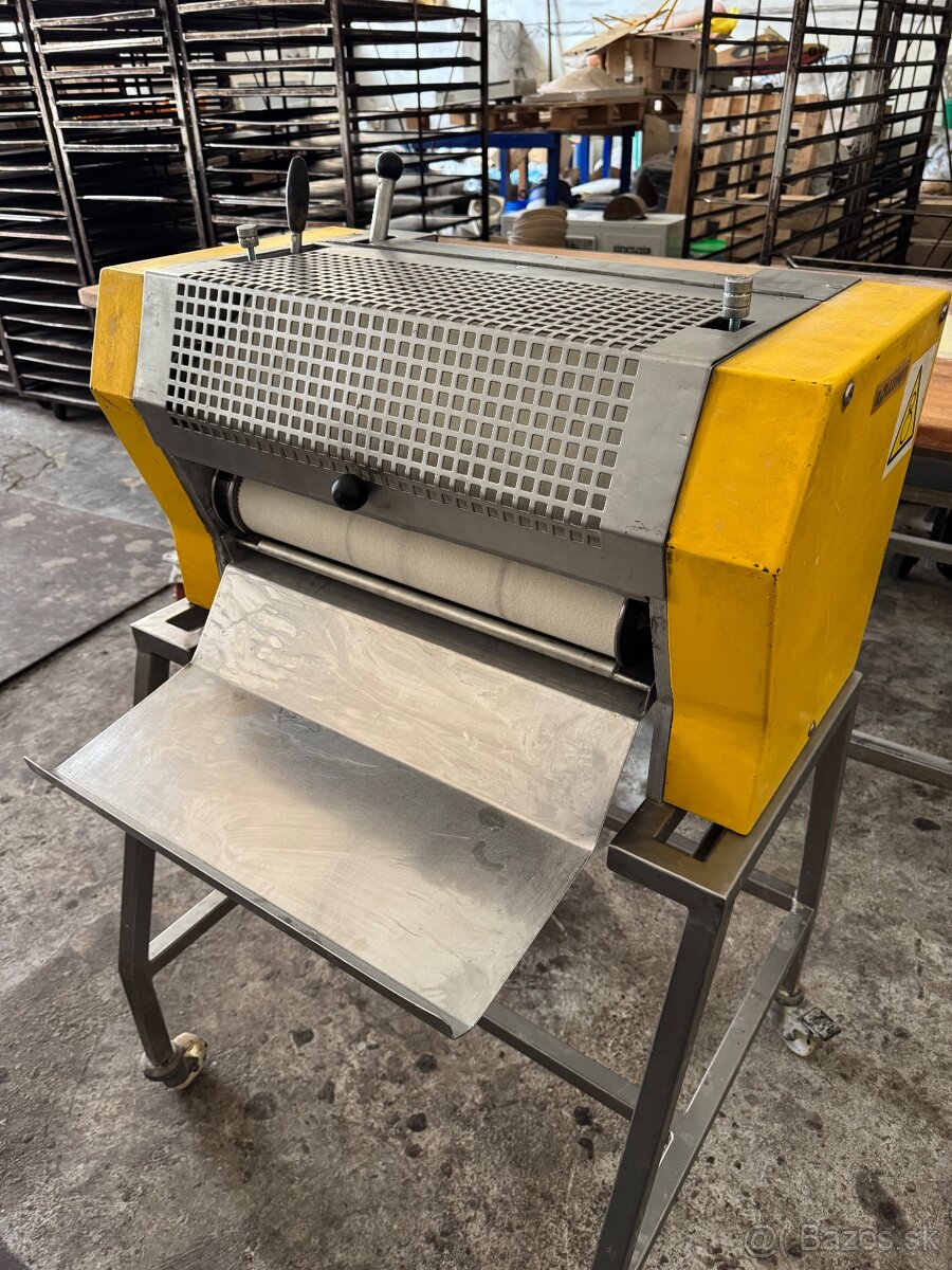 ROHLÍKOVÉ STROJE - 14