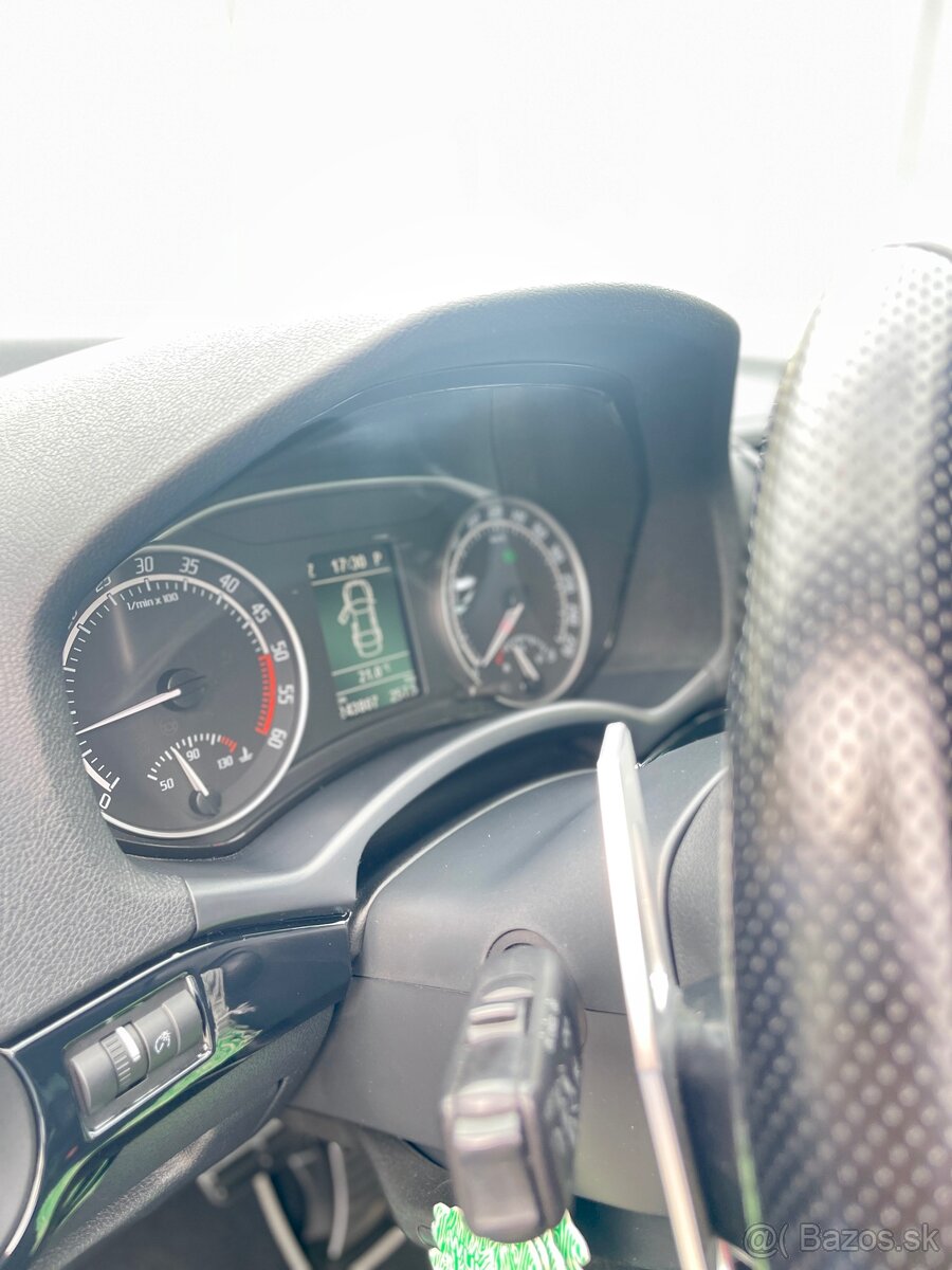 ŠKODA OCTAVIA 2 Rs fl TDi DSG - 14