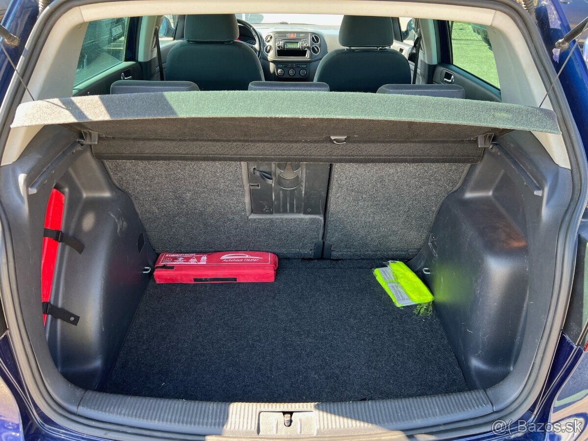 VW Golf + 1.4MPI benzín, 59kW, MT/5, rok:10.2008. - 14