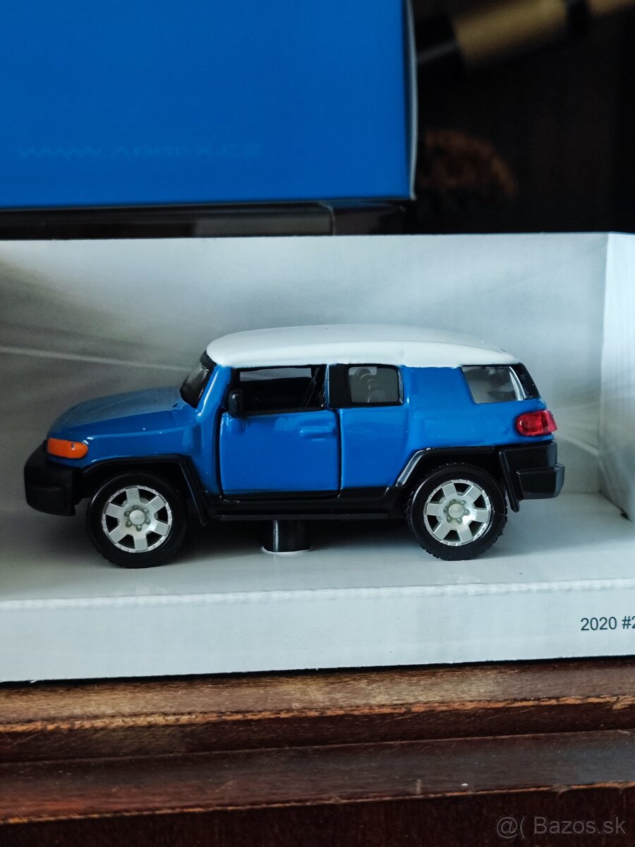 Toyota modely 1:32-1:43 - 14