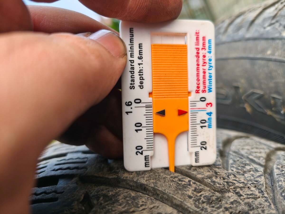 Nokian WR SUV4 245/70 r16 4+1 - 14