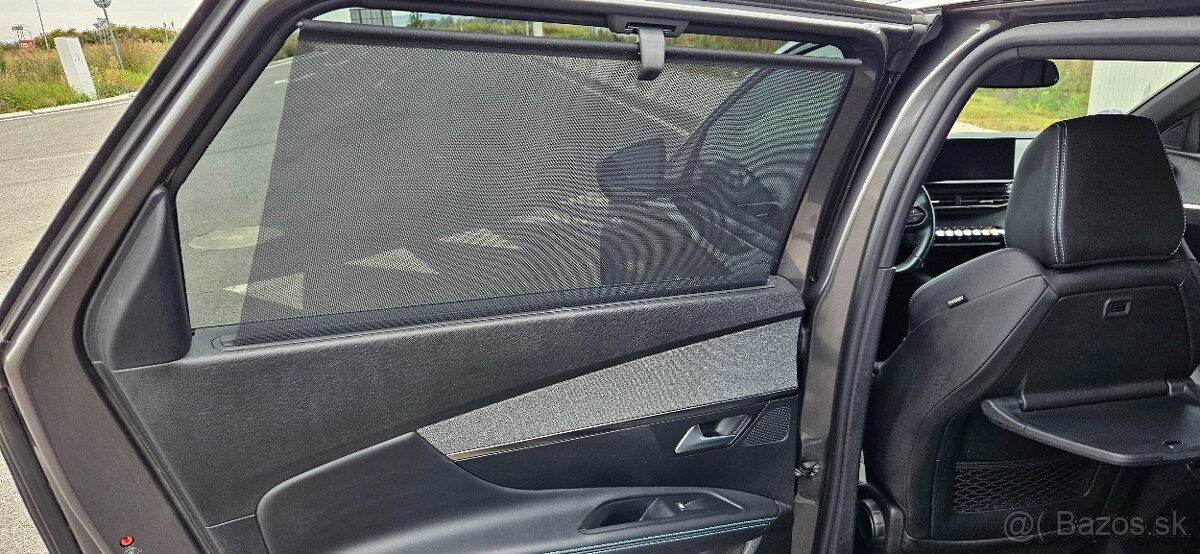 Predám Peugeot 5008 96kw benzín Allure AT, 7 miestne r.2023 - 14