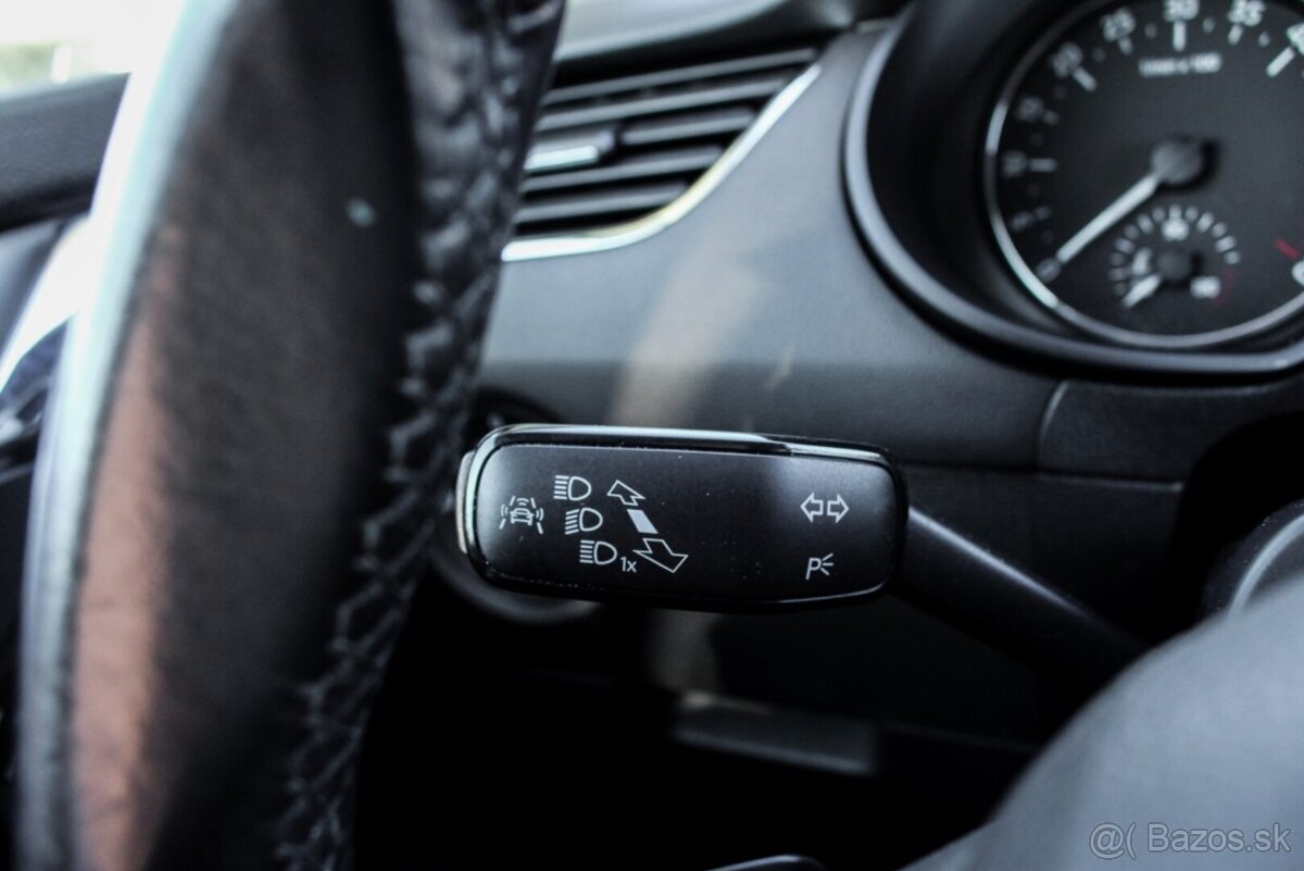 Škoda Octavia Combi 2.0 TDI Ambition DSG - 14