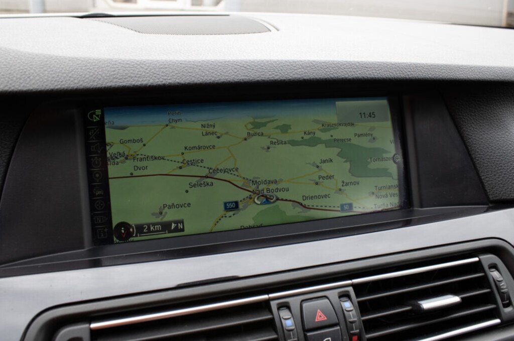 BMW 535d Touring z roku 2012 - 14