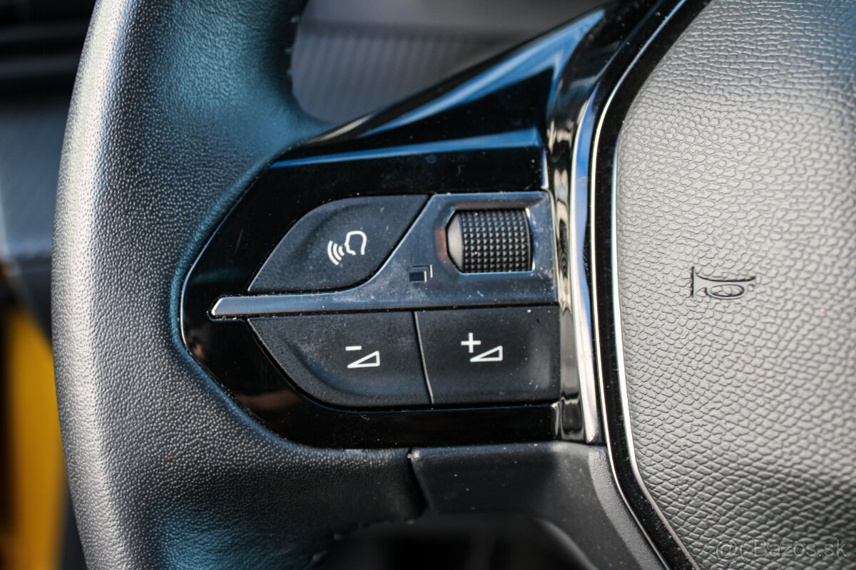 208 1.2 PureTech 100 Allure Pack - 14