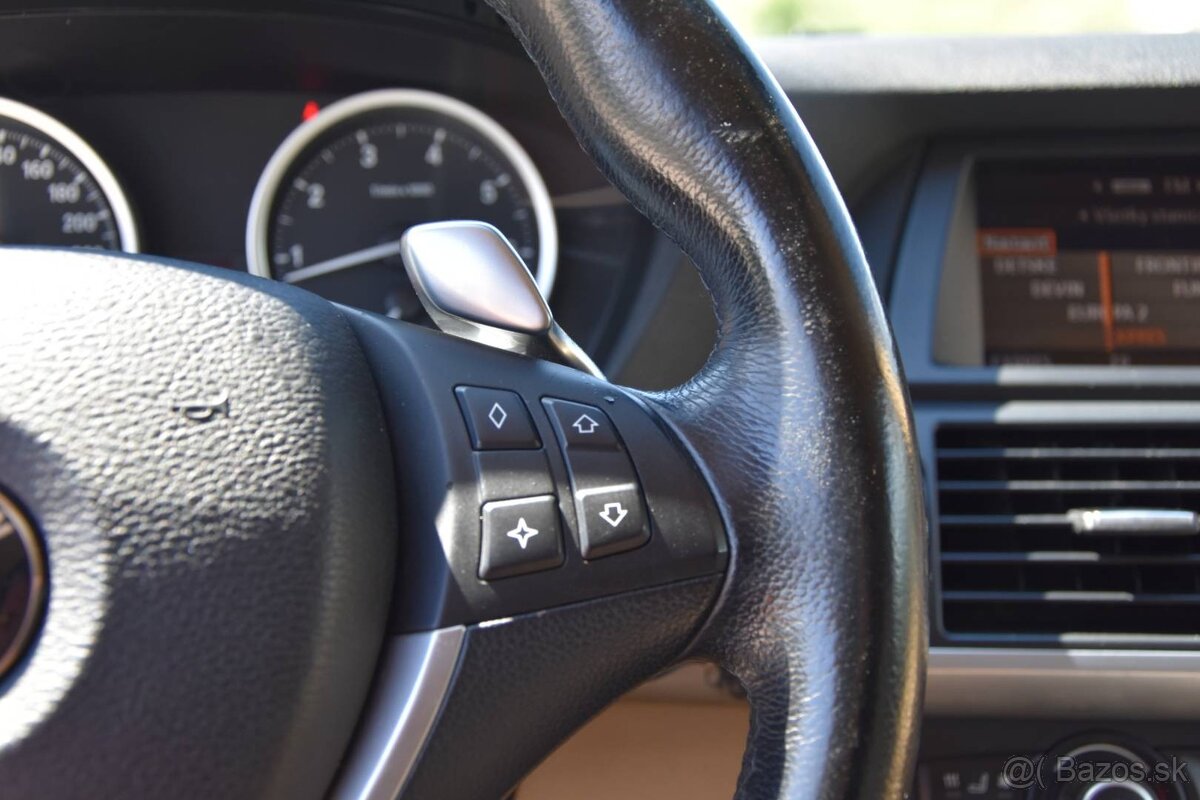 BMW X6 xDrive 50i - 14