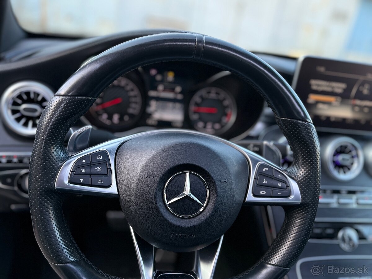 Mercedes benz - AMG C63 - 14