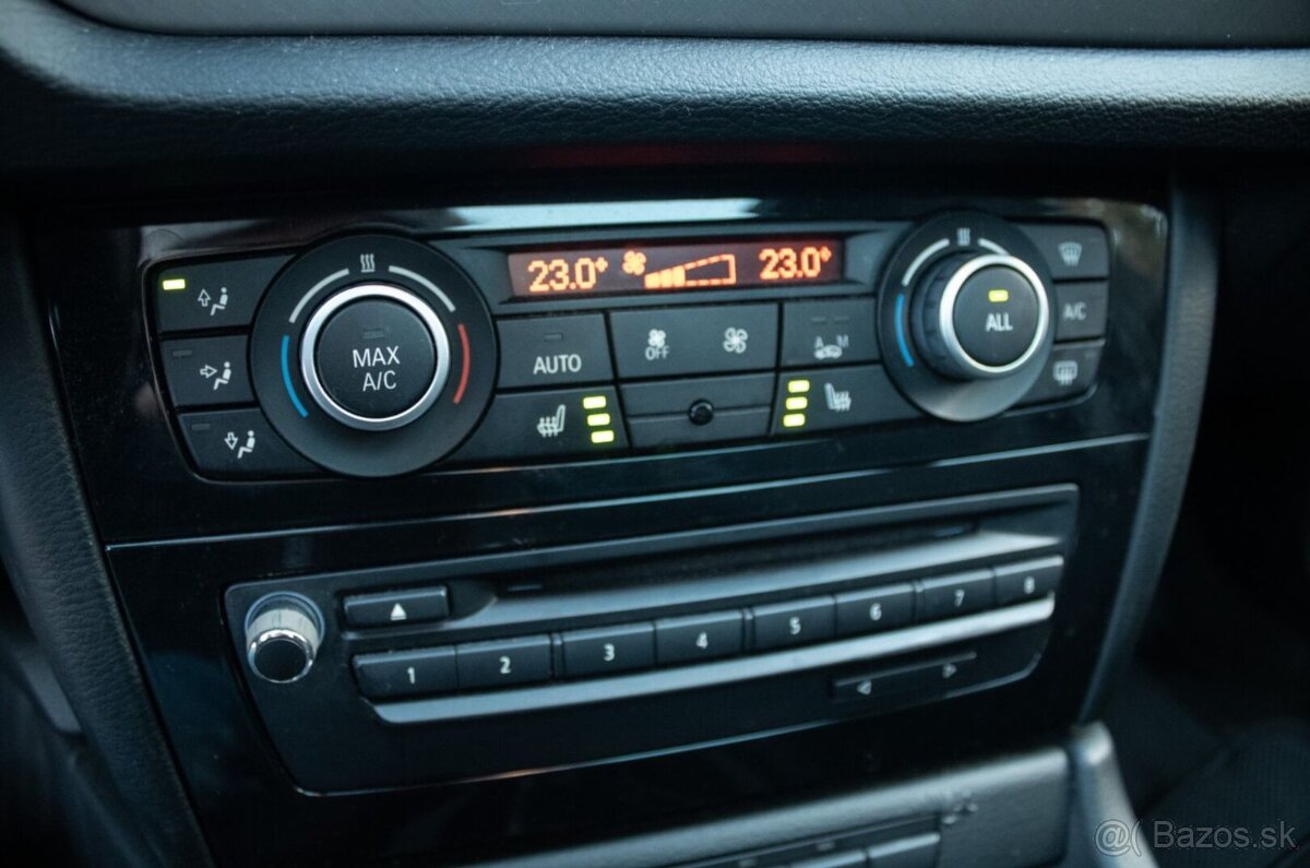 BMW X1 XDrive 18d M-packet - 14