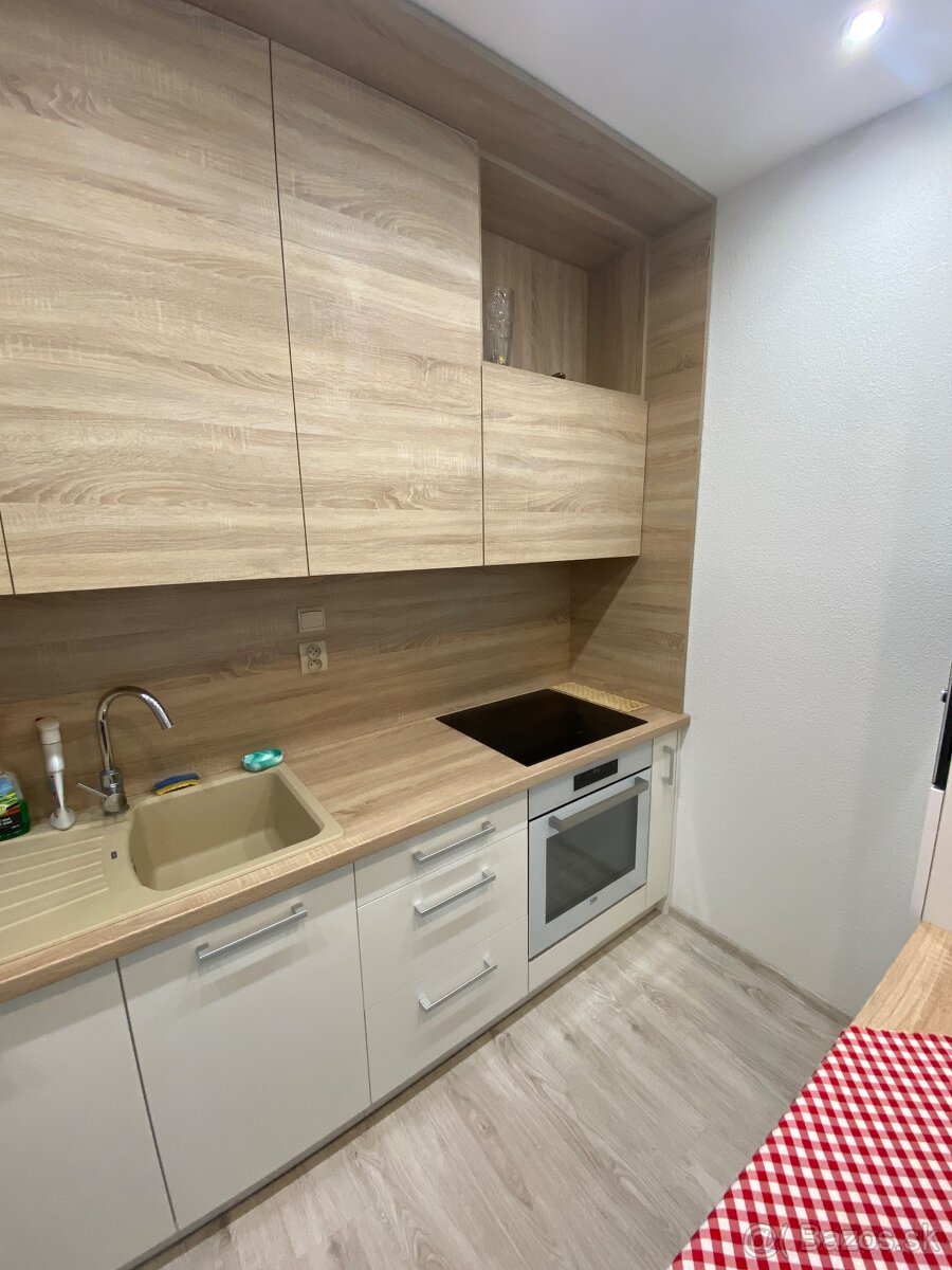 Prenajom garzonka v novostavbe Iliaš - 14