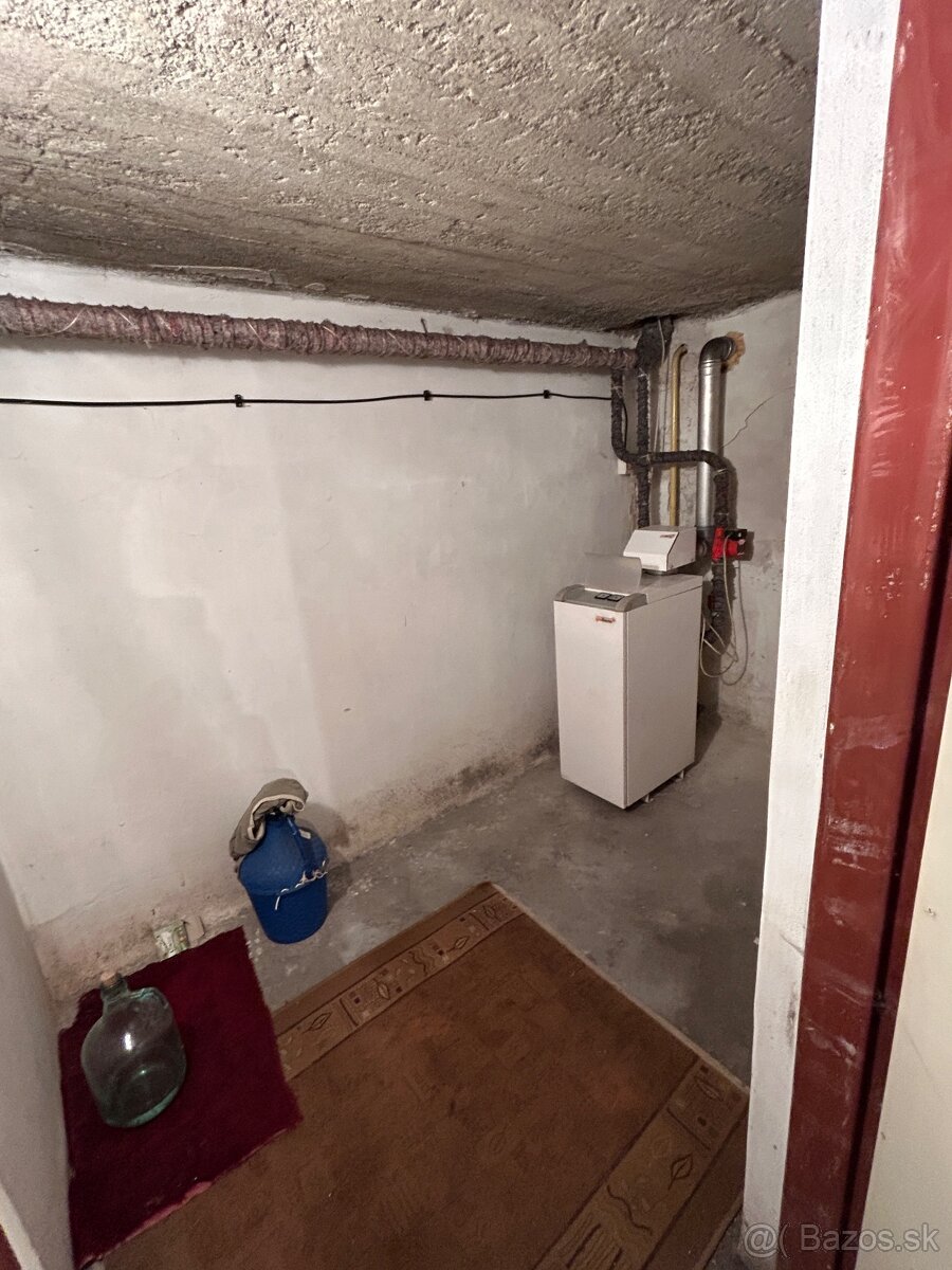 DOM NA ZÁHORÍ - 14