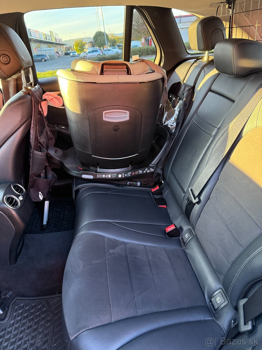 Mercedes GLC 250d 4MATIC A/T AMG line - 14