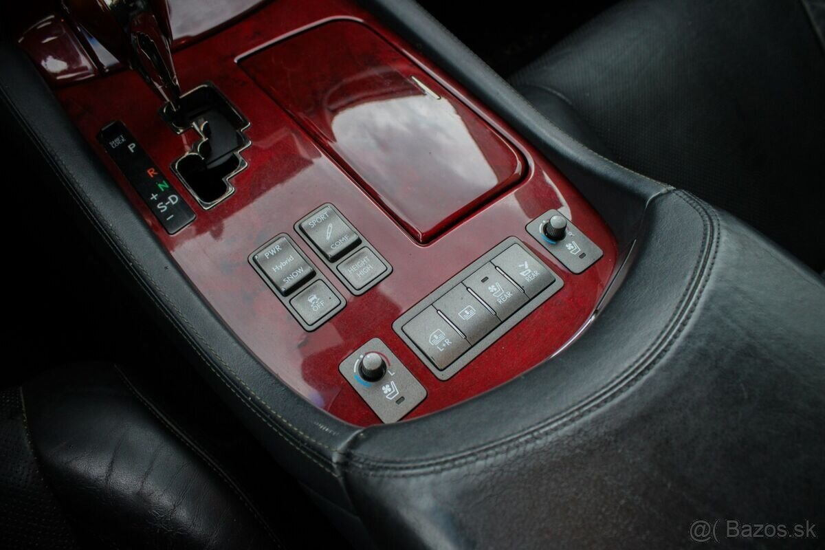 Lexus LS 600h 5.0 V8 Hybrid - 14