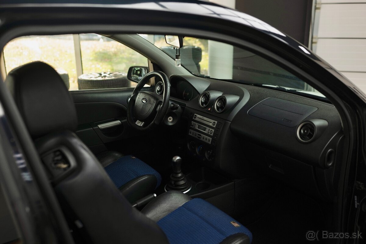 Ford Fiesta ST150 –110kw Recaro, po leštení, TOP stav - 14