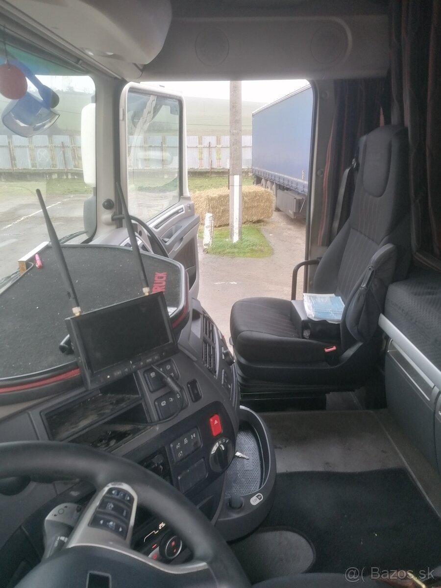 Predam supravu DAF XF480FAR s nadstavbou HIPOCAR + prives - 14