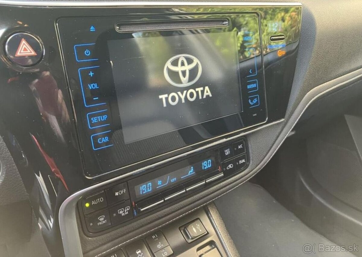 Toyota Auris 1.8-AUTOMAT-NAVI-KAMERA - 14