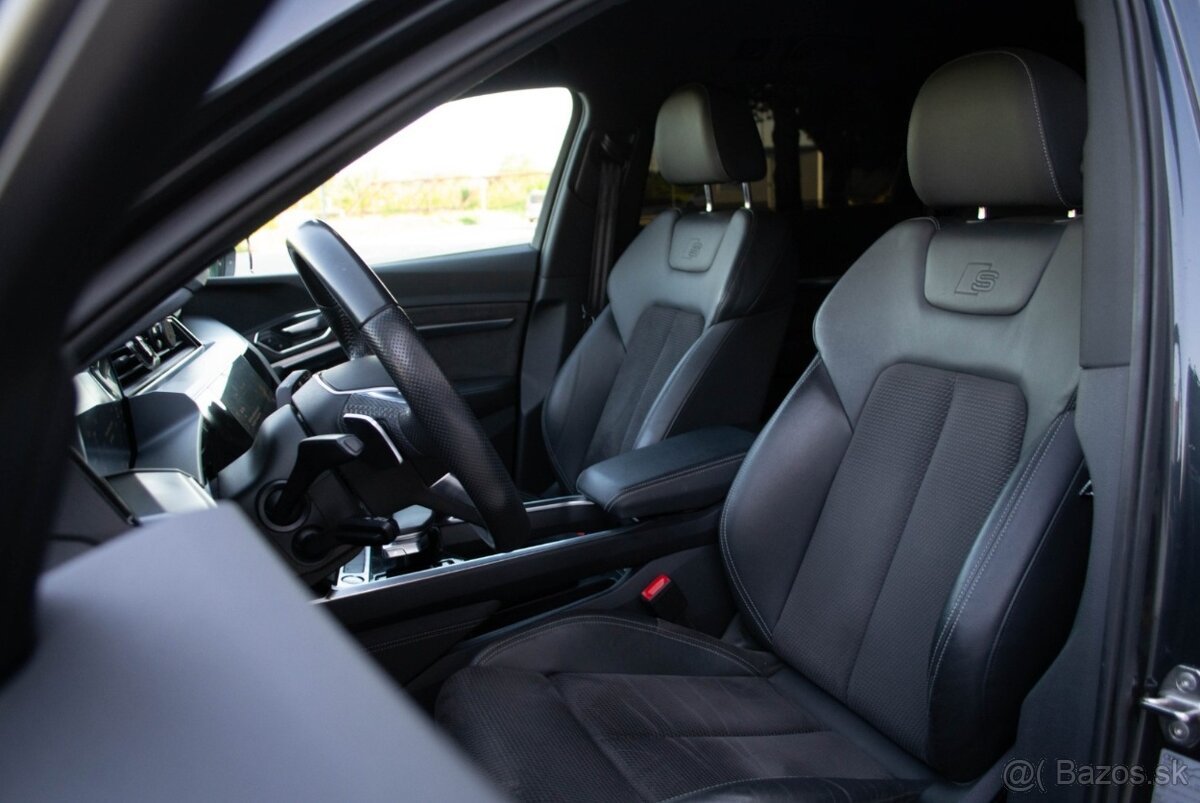 Audi E-tron 55 quattro Advanced - 14