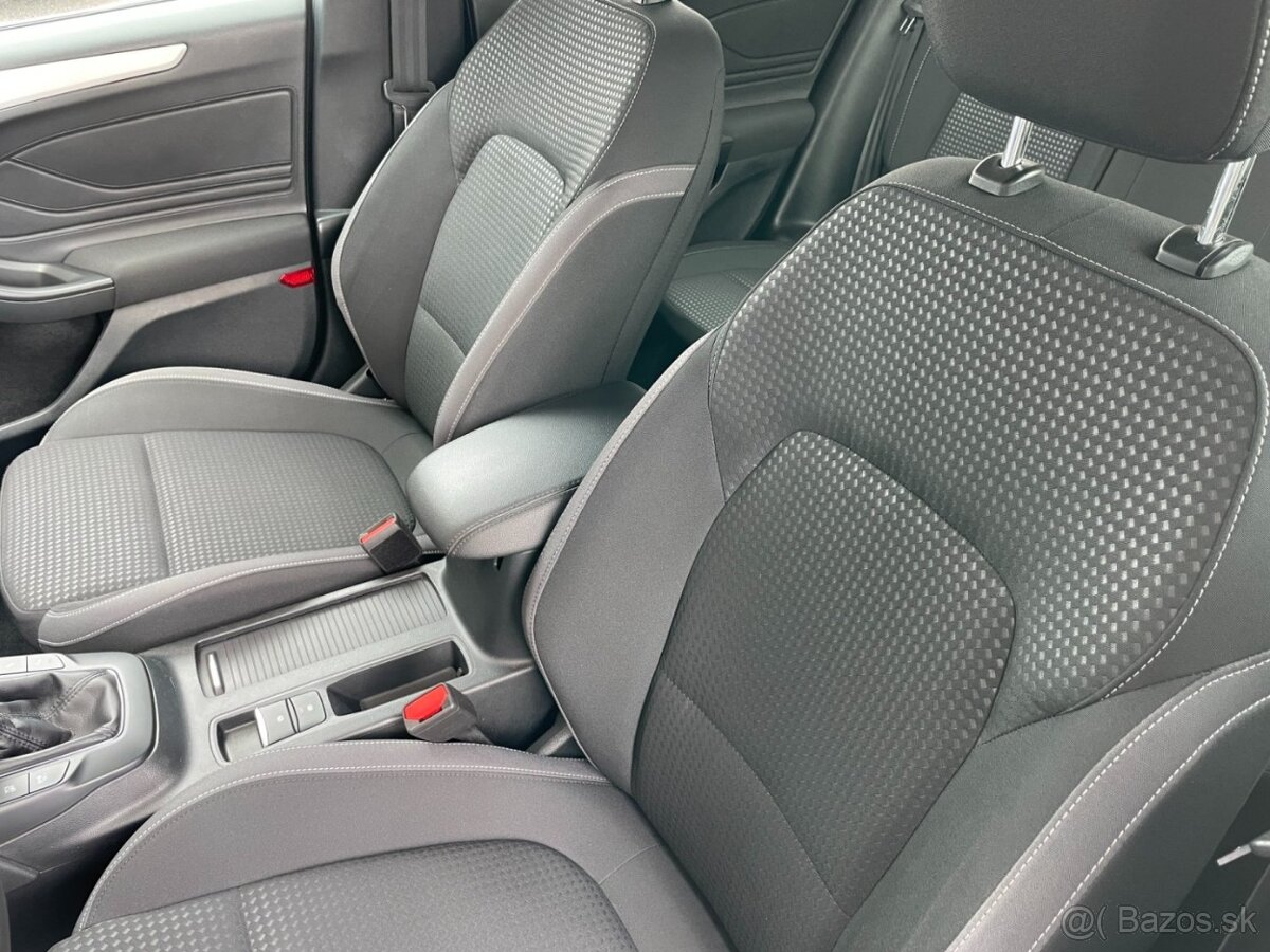 Ford Focus MK4 Com. 1.5TDCI 88kW TITANIUM - 14